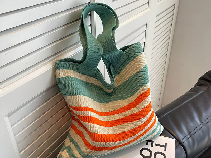 Designing Custom Jute Tote Bags