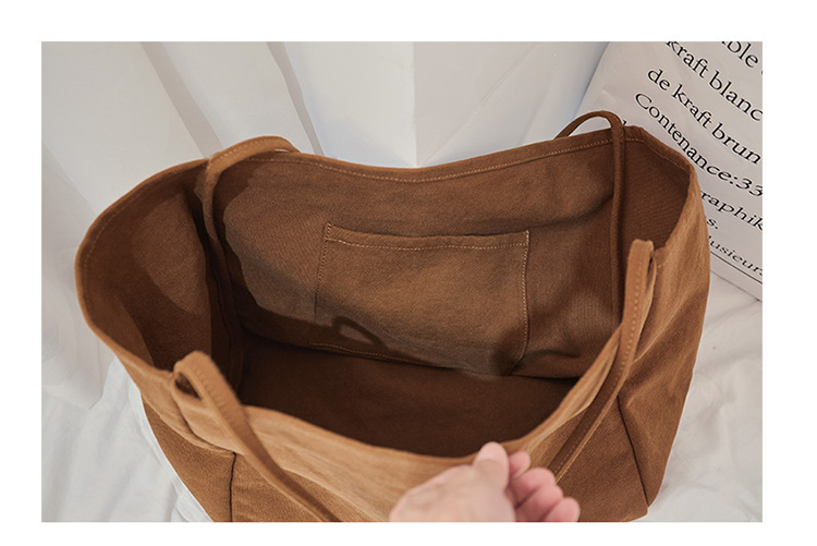 Fashion Customized Recyclable Canvas Cotton Sling Tote Bag Large Blank Minamilist Canvas Shoulder Tote Bag manufacture