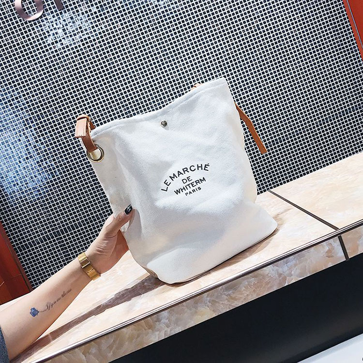 New Fashion Design Custom Logo Color Cotton Brown Handles Tote Bag Printed Canvas Tote Shoulder Bags with Leather Hand supplier