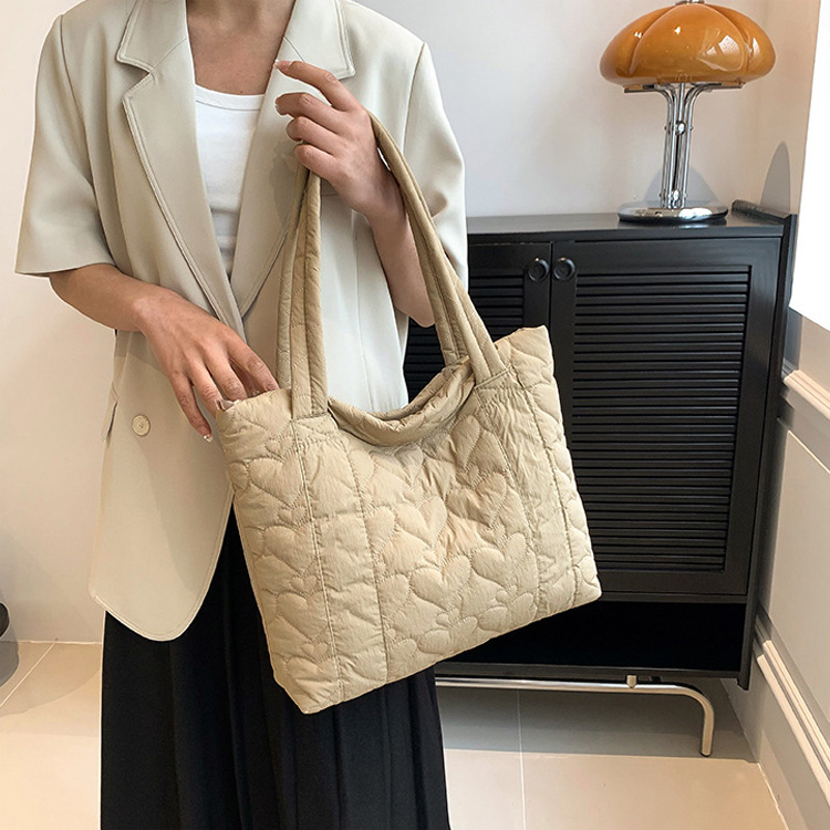 Travel Shoulder Nylon Puffer Bag Winter Quilted Puffy Puffer Tote Bags for Women factory