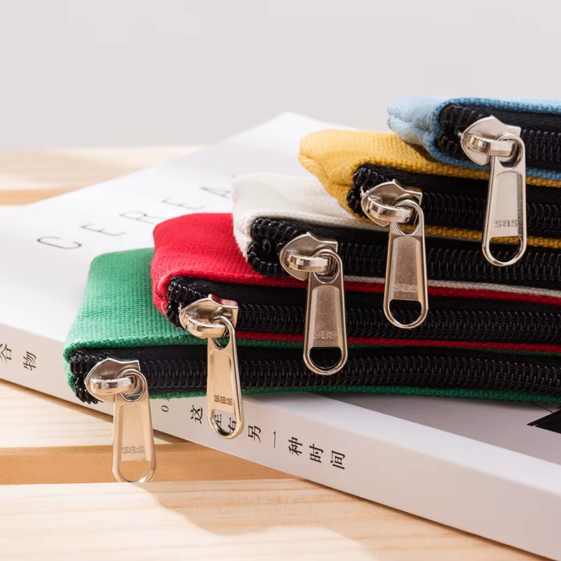Customized Mini Cotton Canvas for Toiletry Organizer Portable Durable Makeup Cosmetic Bag Zipper Cute Colourful for Travel