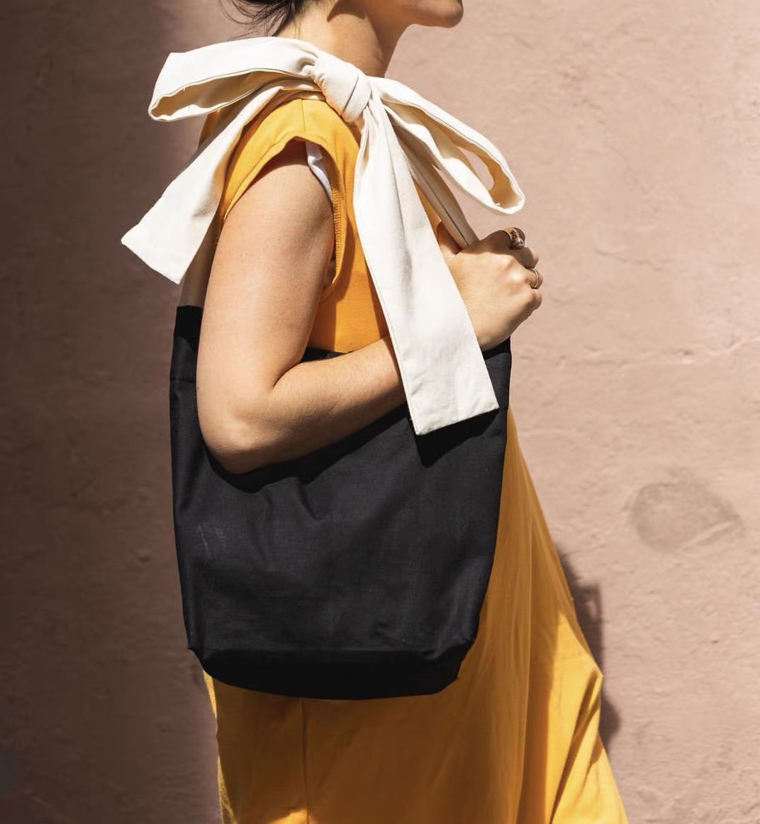 Wholesale Casual Cute Girl Personalised Bowknot Tote Bag Canvas Foldable Reusable Shopping Cotton Bow Tote Bag details